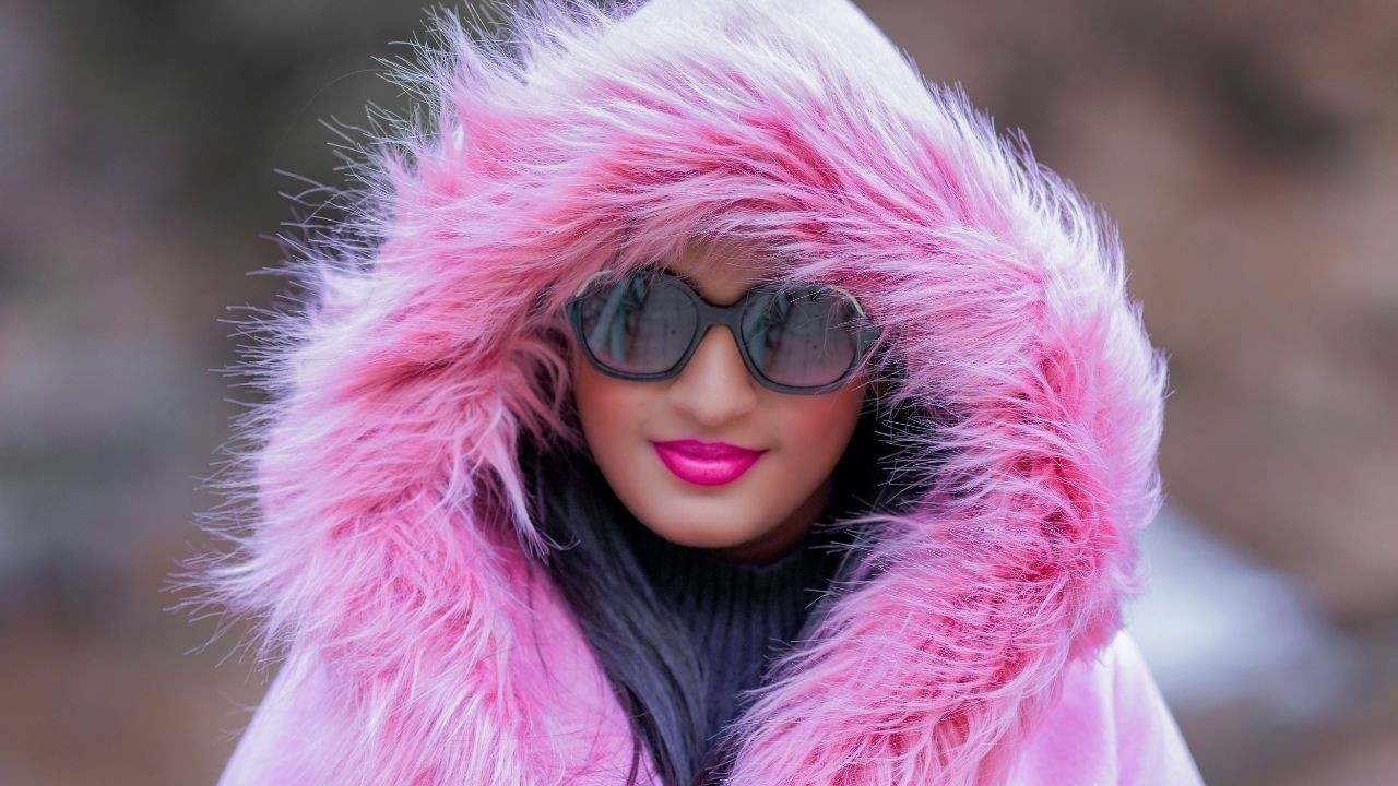 Smart Style Tricks to Stay Warm Without the Heavy Look