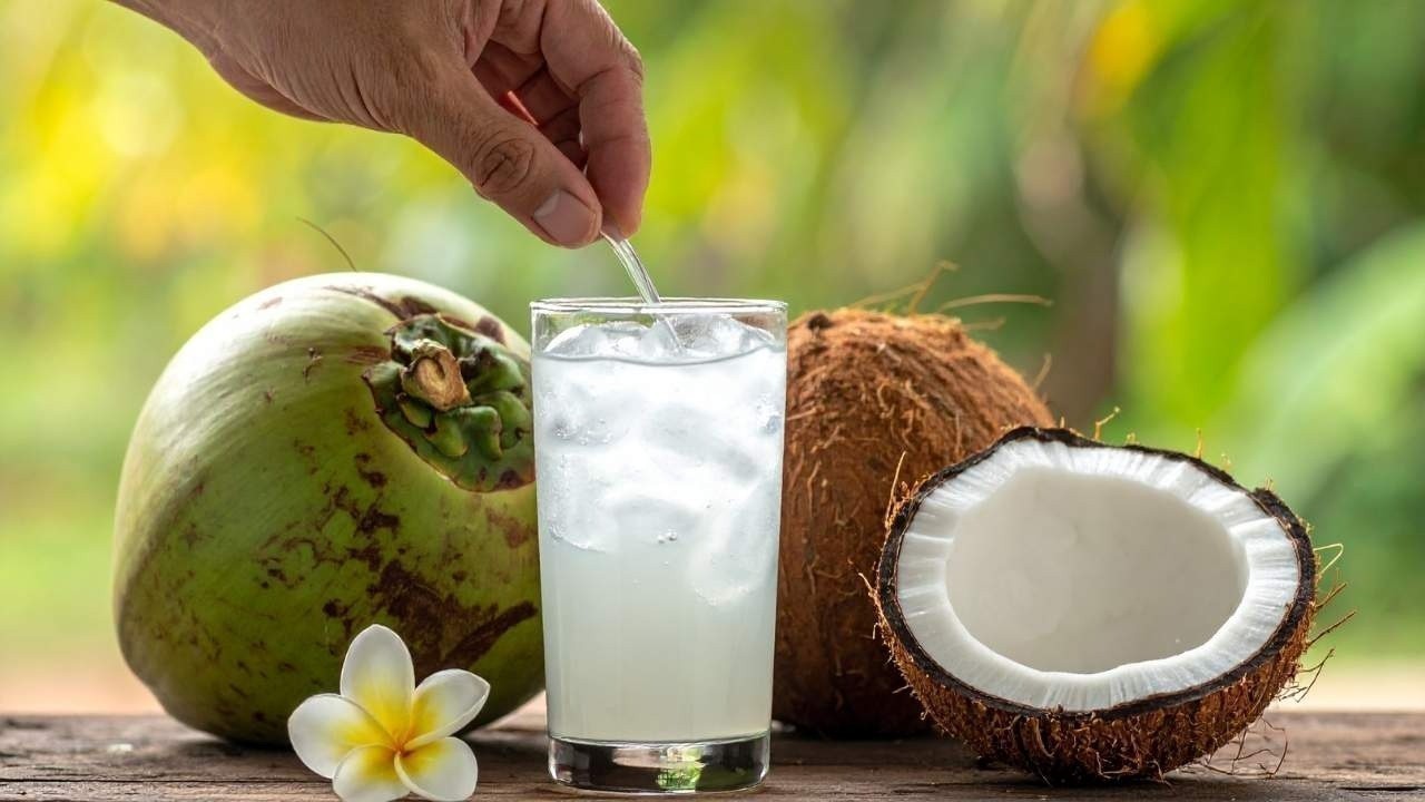 Not Everyone Can Drink Coconut Water: 5 People Who Should Skip It