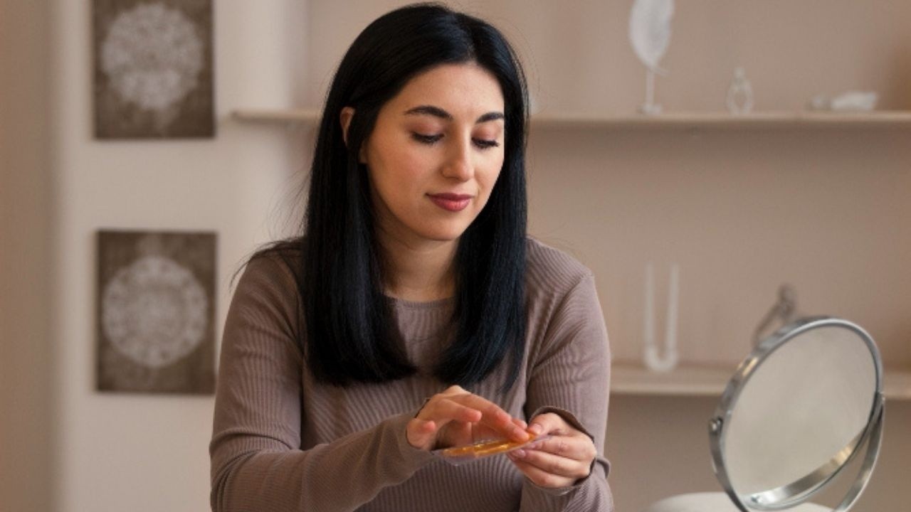 The Top Five Products Skin Experts Trust to Restore a Weak Barrier and Ease Dryness