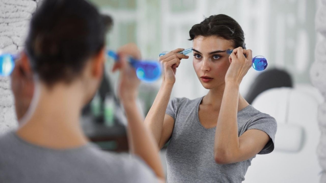 Digital Fatigue Fix: 5 Eye Exercises and Tips for Better Sleep and Focus