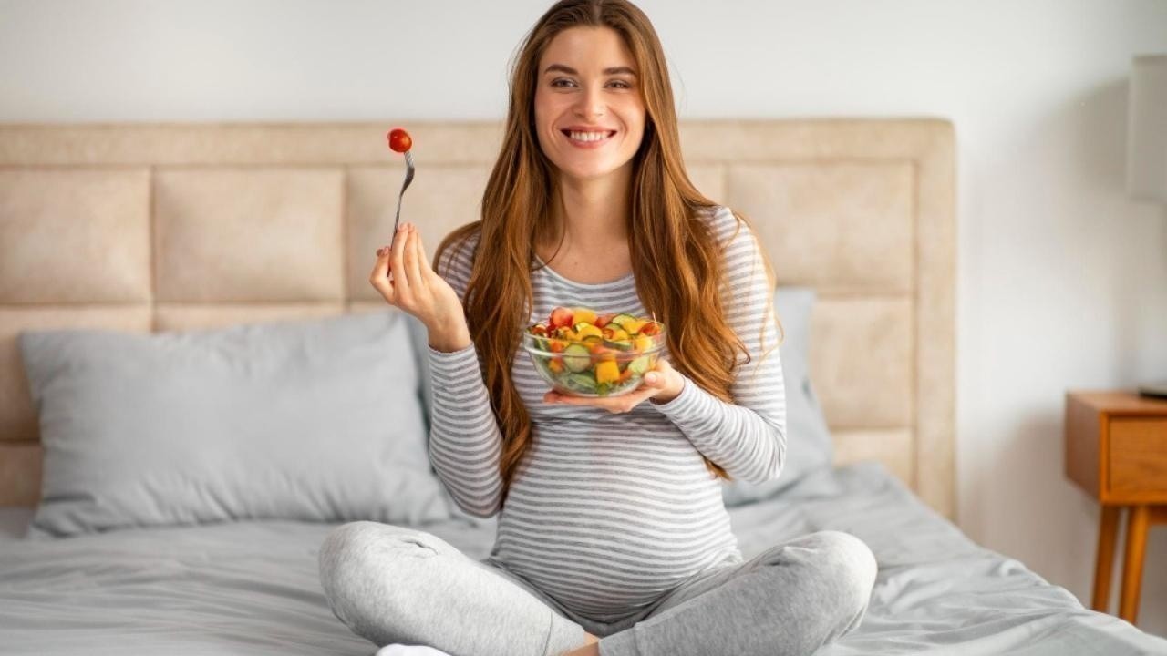 Beyond the Pills: 5 Natural Ways to Manage PCOS Symptoms and Improve Fertility