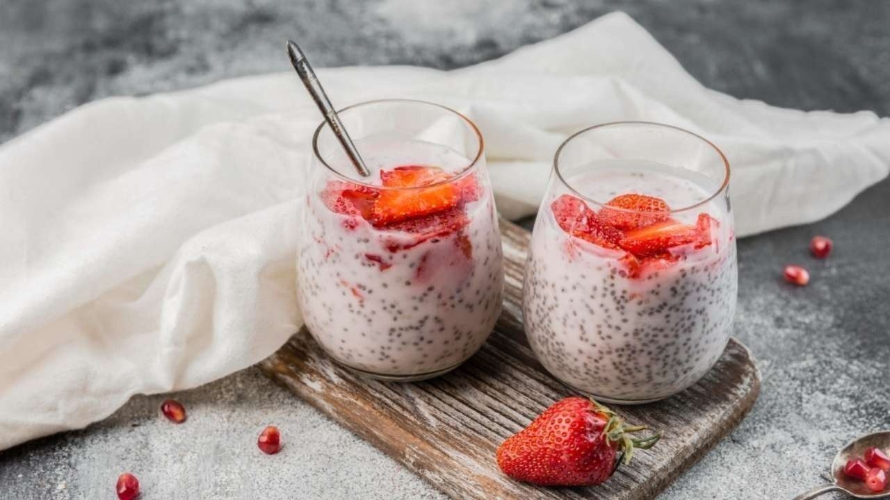 Delicious Strawberry Chia Pudding Recipe for a Healthy Breakfast