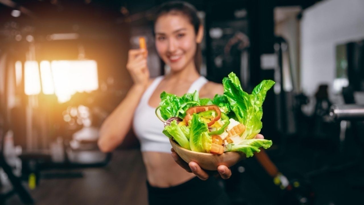 The Winter Wellness Guide: Tailored Diet & Fitness Tips for Men, Women, and Kids