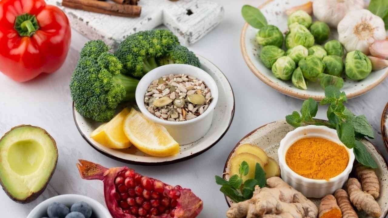 Hypothyroidism Diet Plan: 6 Must-Eat Foods to Boost Your Metabolism and Energy