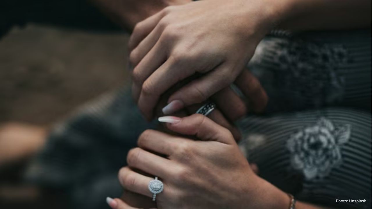 Relationship therapist shares 6 simple rules to help sensitive people build calm and healthy love