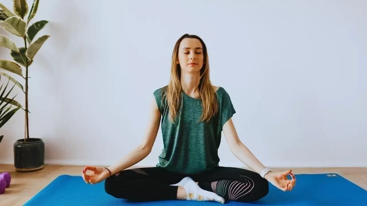 The Short Breathing Exercises Doctors Recommend After Recent Stress-Level Studies