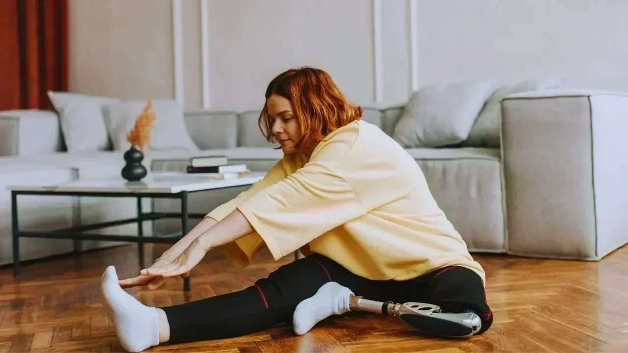 The Short Exercise Plan Recommended by Physiotherapists for People Working From Home Now