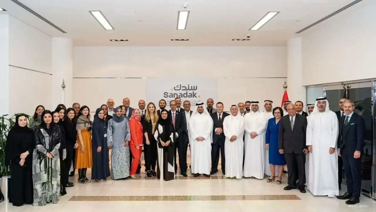 Arab Delegation Visits Sanadak, UAE’s Financial Protection Hub