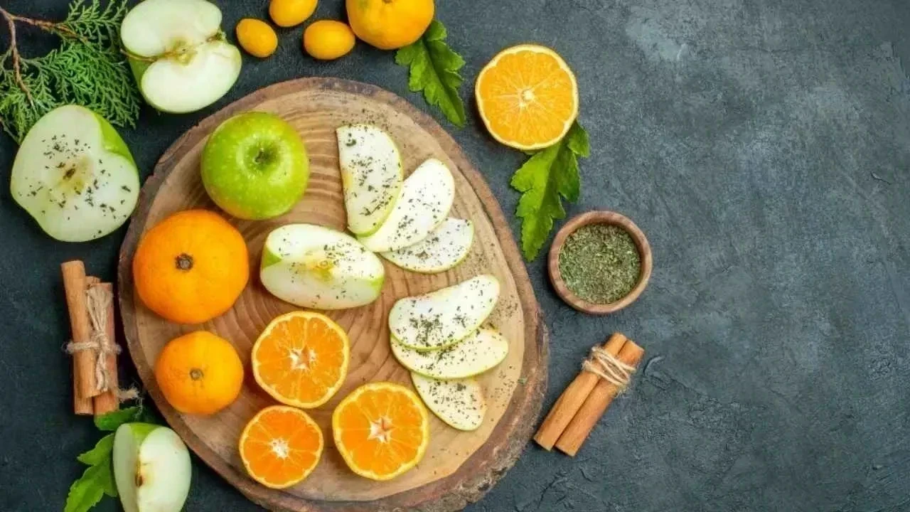 8 Winter Fruits That Can Naturally Improve Immunity