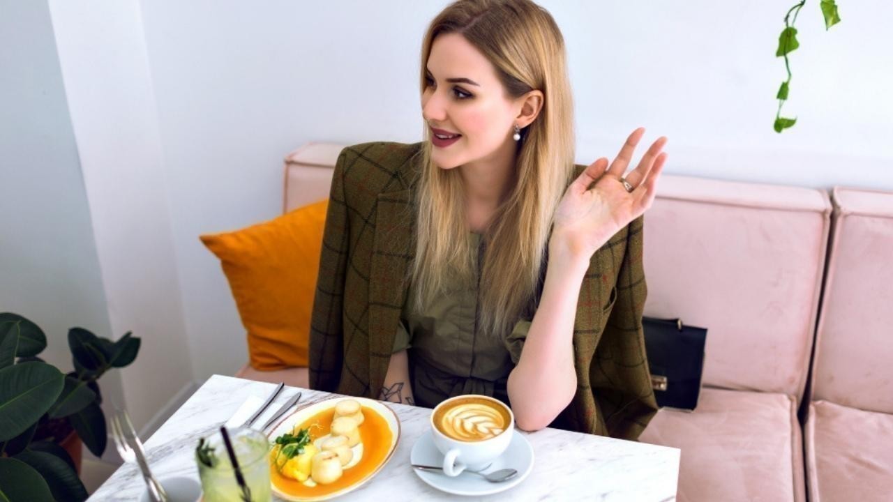 Beyond Coffee: The 5-Day Food Reset to Fix Constant Fatigue and Boost All-Day Energy