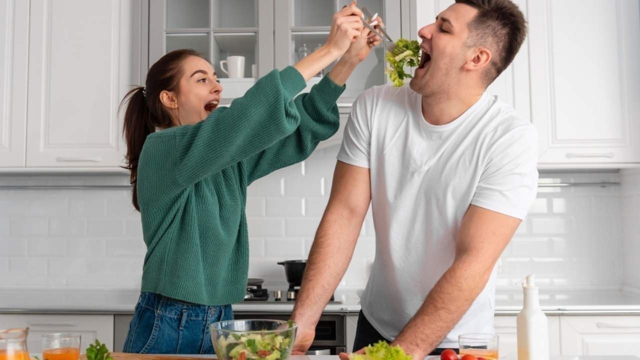Hormone Hero: 4 Essential Diet Swaps for Men and Women to Balance Hormones Naturally