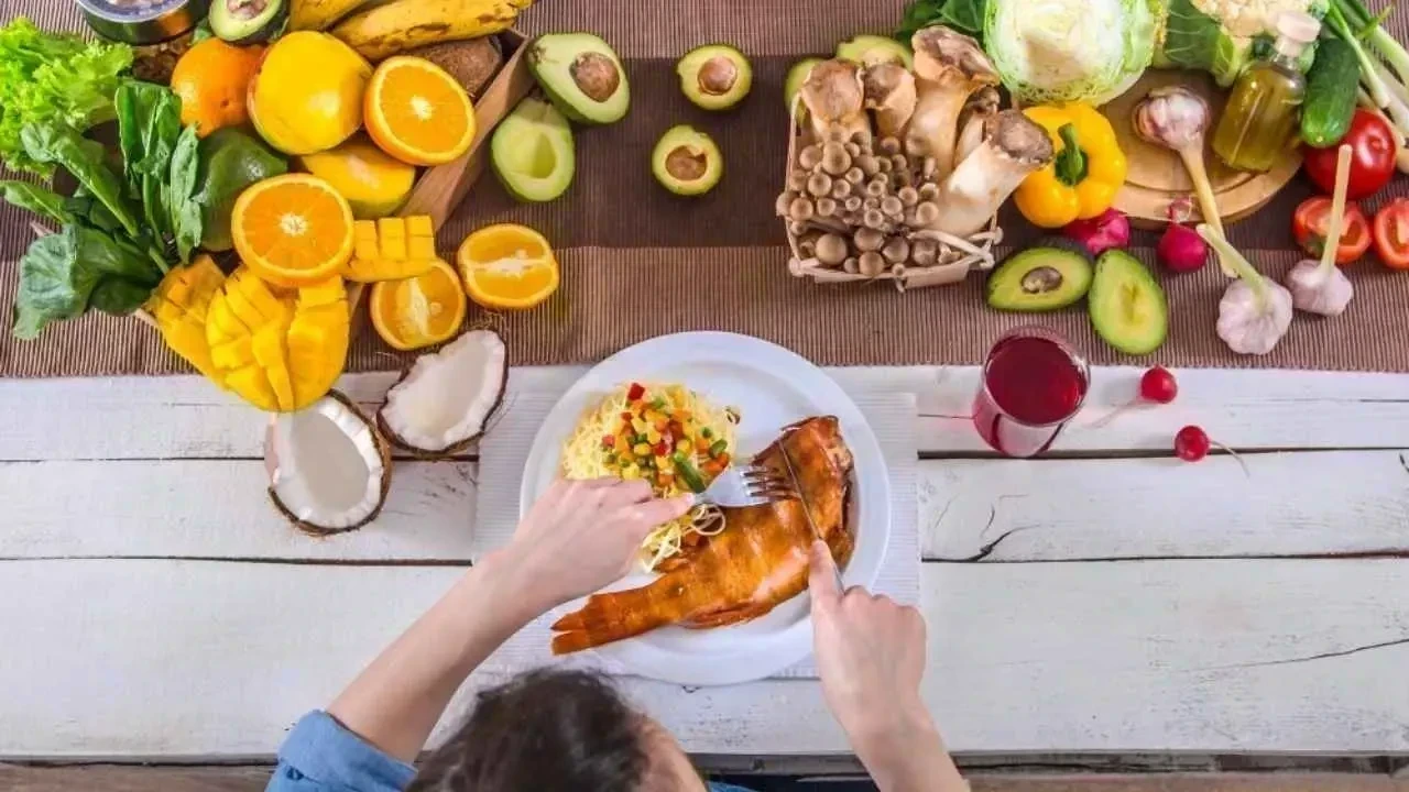 10 Breakfast Foods Terrible for Heart Health & 10 Alternatives To Eat Instead