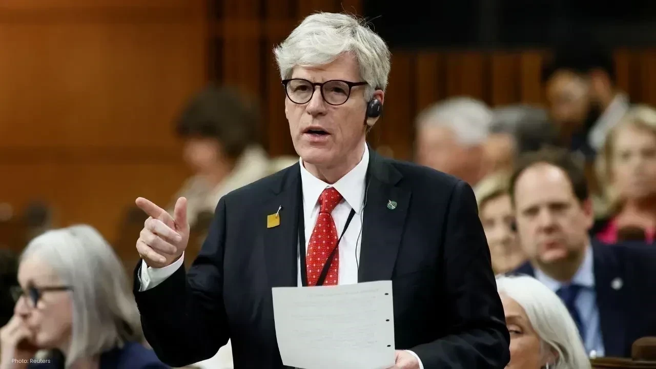 Minister Tim Hodgson Issues Apology to Coastal First Nations