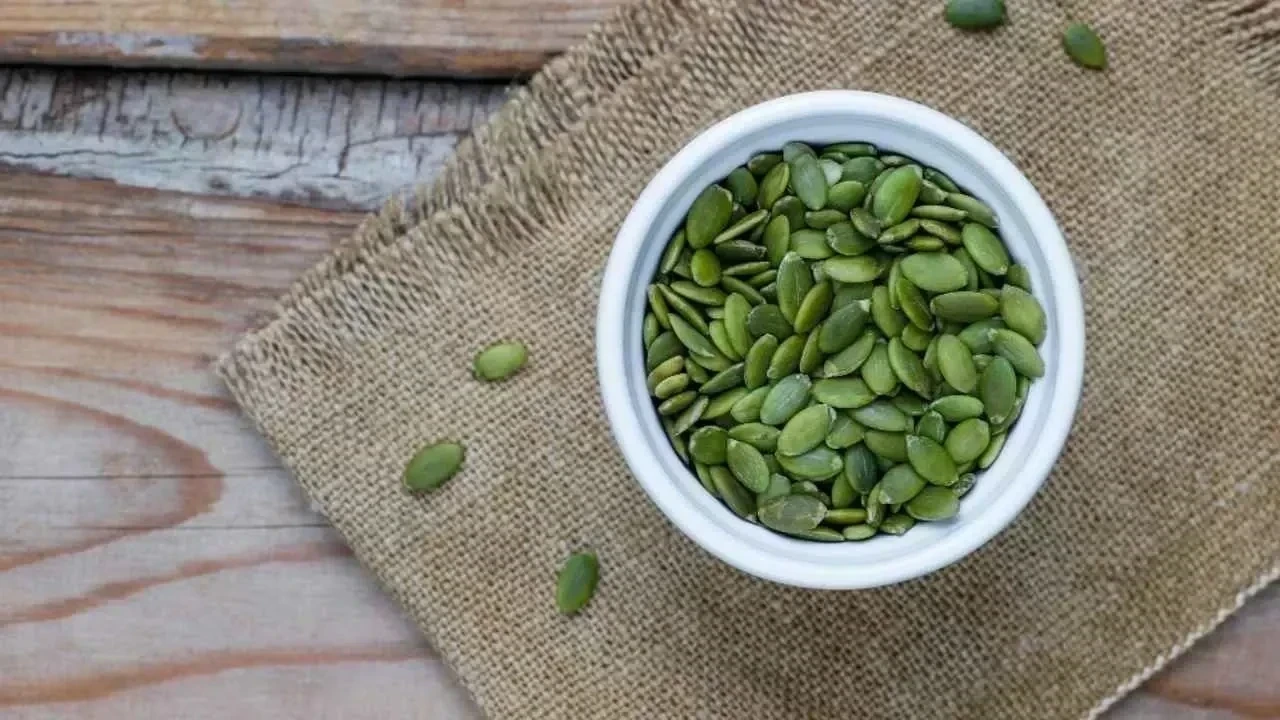Pumpkin Seeds: 5 Reasons Why Every Woman Should Eat a Handful Every Day