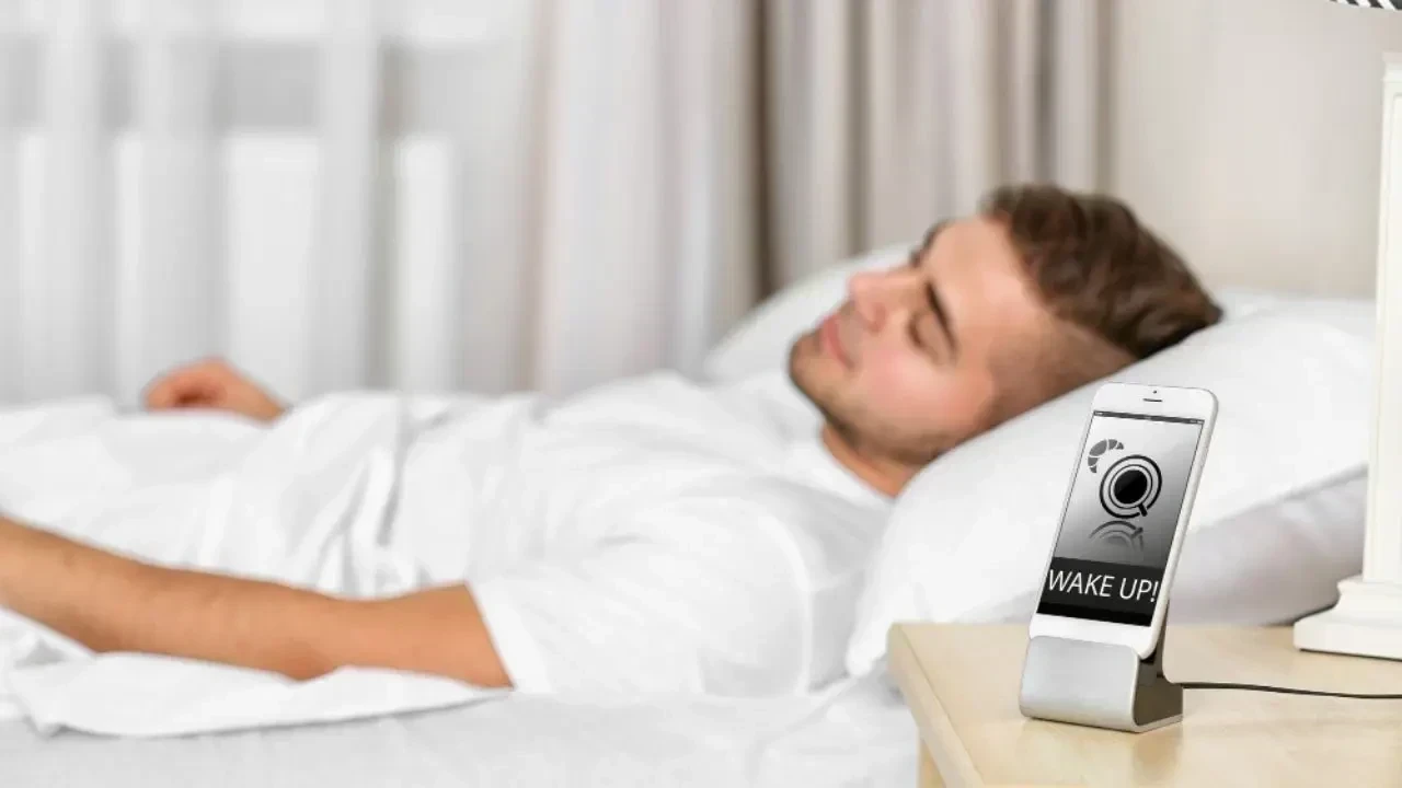 Hacking Your Sleep: How Smart Devices Reveal the Secret to Deeper Rest