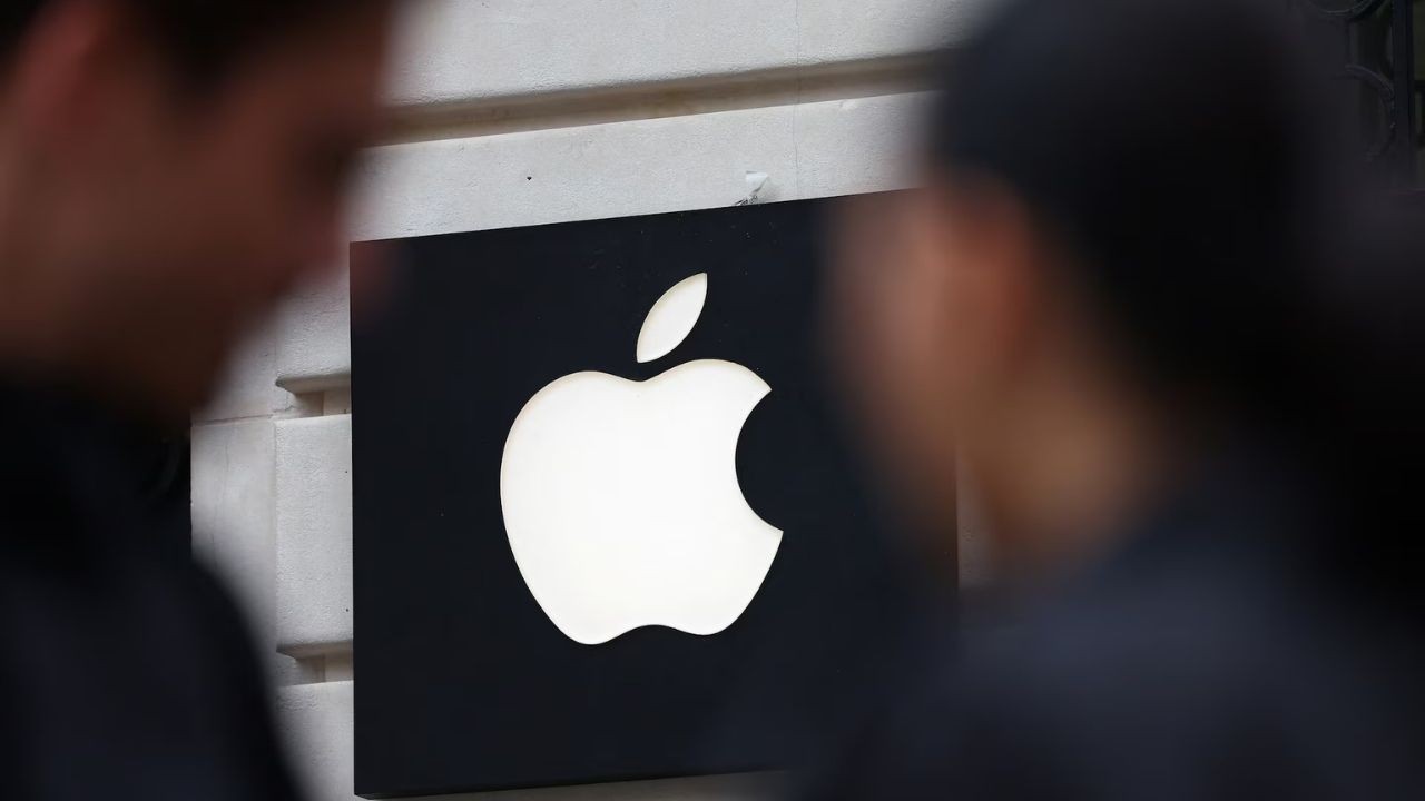 Apple’s Latest Cyber-Alert: What Users Should Check Today