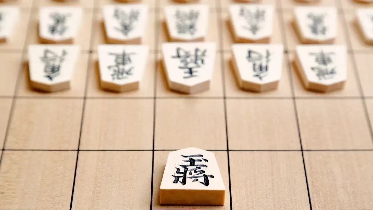 Debate Erupts Over Shogi and Chess Rules Affecting Pregnant Players