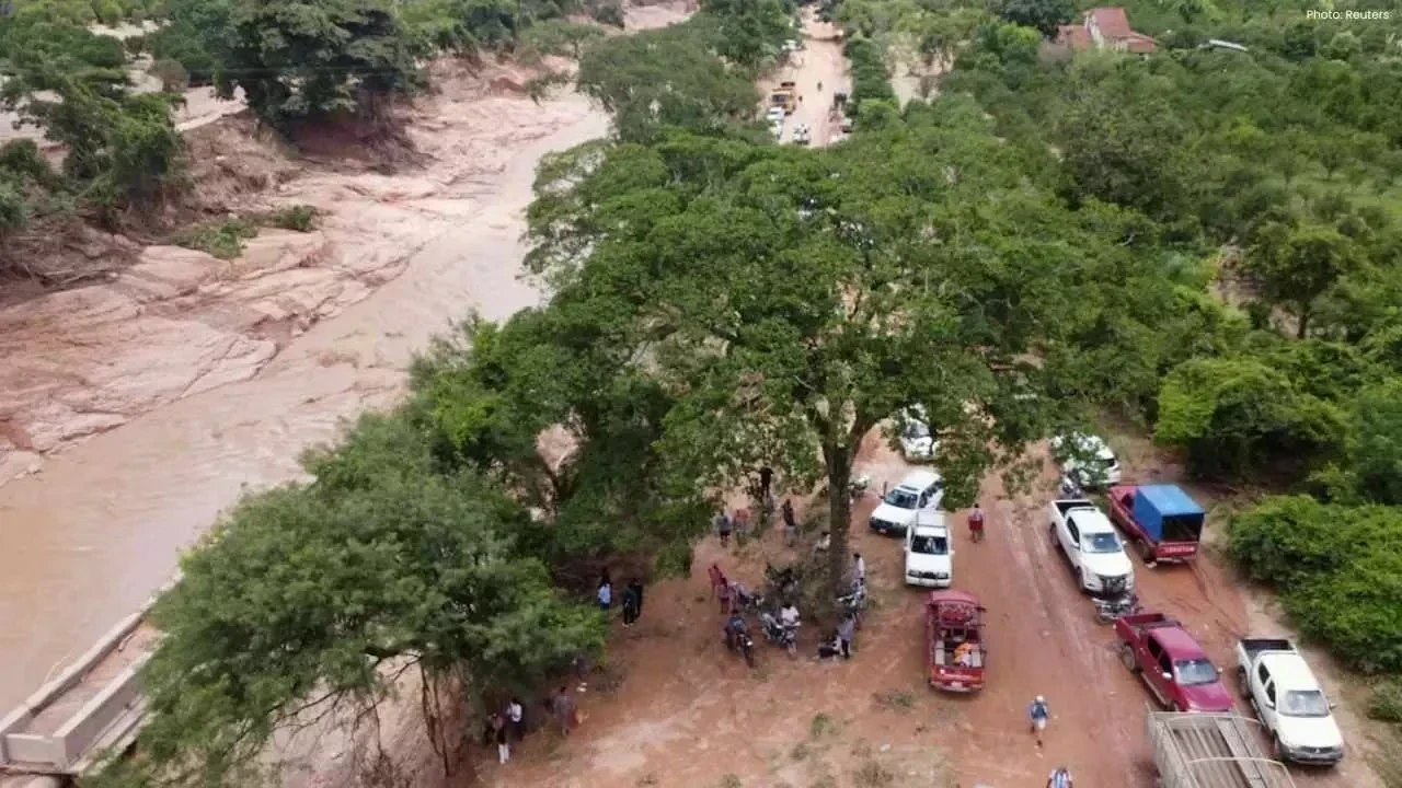 Devastating Floods in Santa Cruz Claim 20 Lives