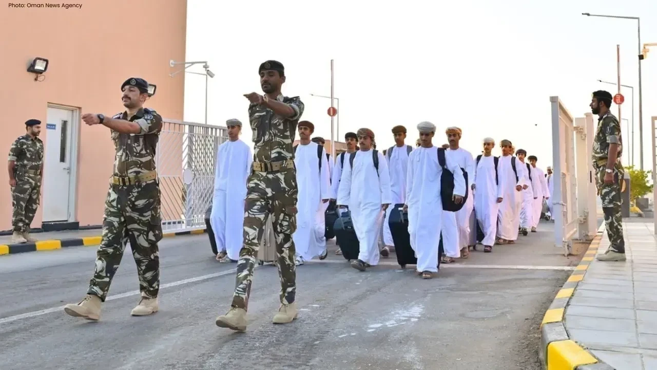 Oman Navy Enlists New Cadets for Military Training