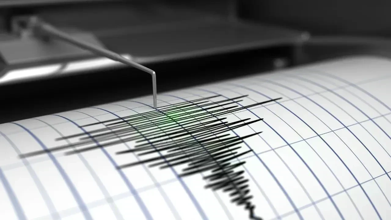 5.2 Magnitude Quake Disrupts Karachi at Midnight