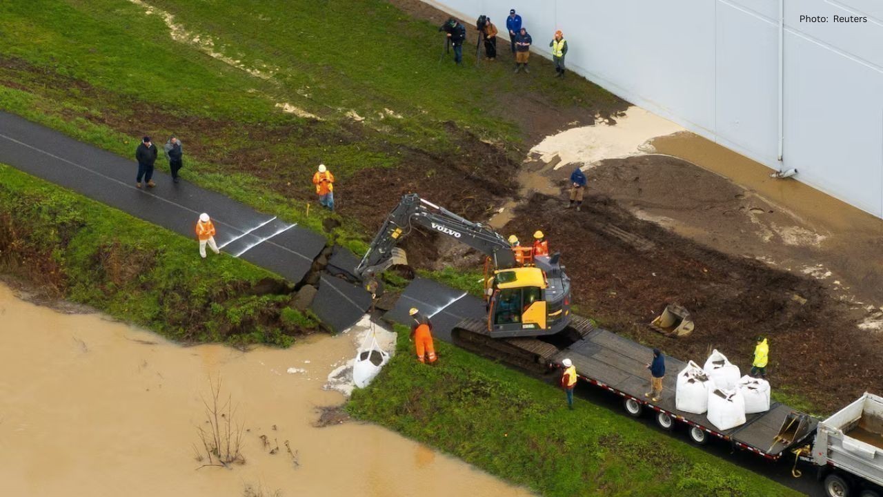 Severe Flooding Hits Washington State Following Levee Failure
