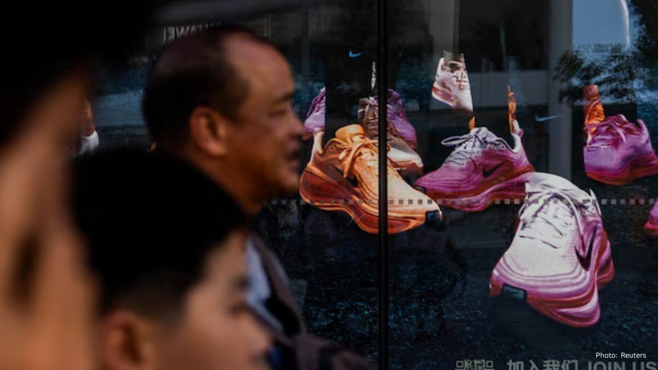 Nike Faces Increasing Challenges in China as Sales Decline and Recovery Efforts Falter