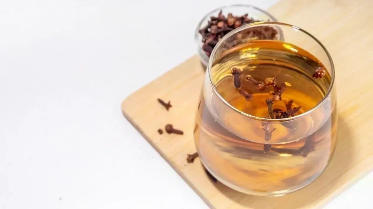 What Really Happens When You Drink Clove Water for 10 Days