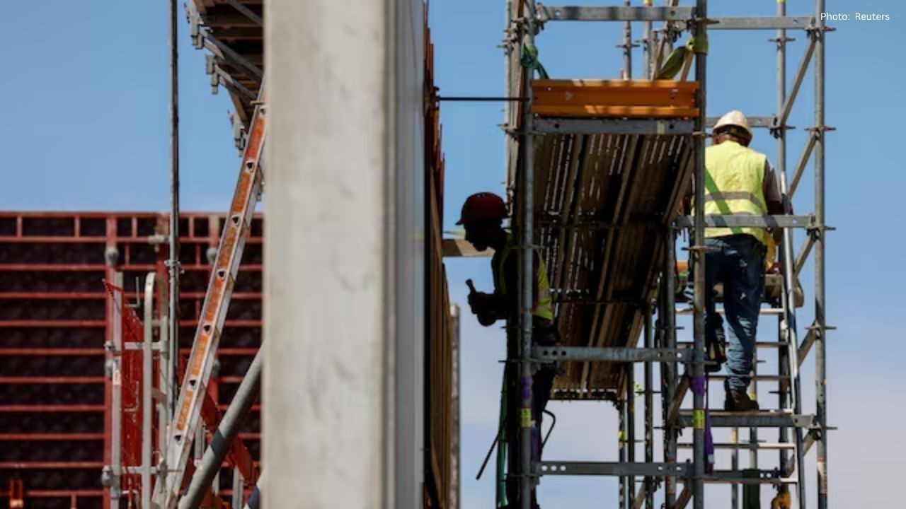 European Construction Stocks Under Pressure After 2025 Surge