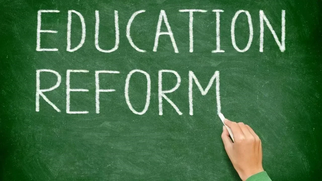 Revolutionizing Classrooms: The Future of Learning Outcomes Through Reform