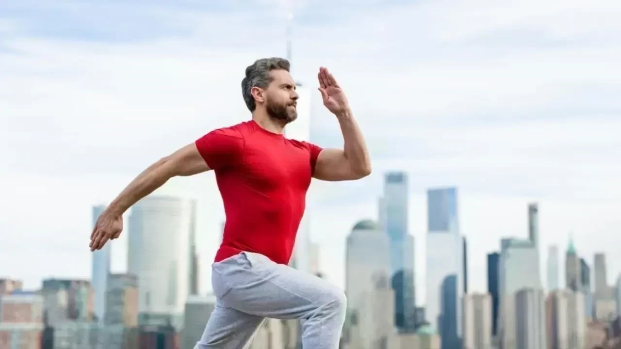 Need a Fast Energy Boost? Try These 1-Minute Hacks Without Coffee or Tea