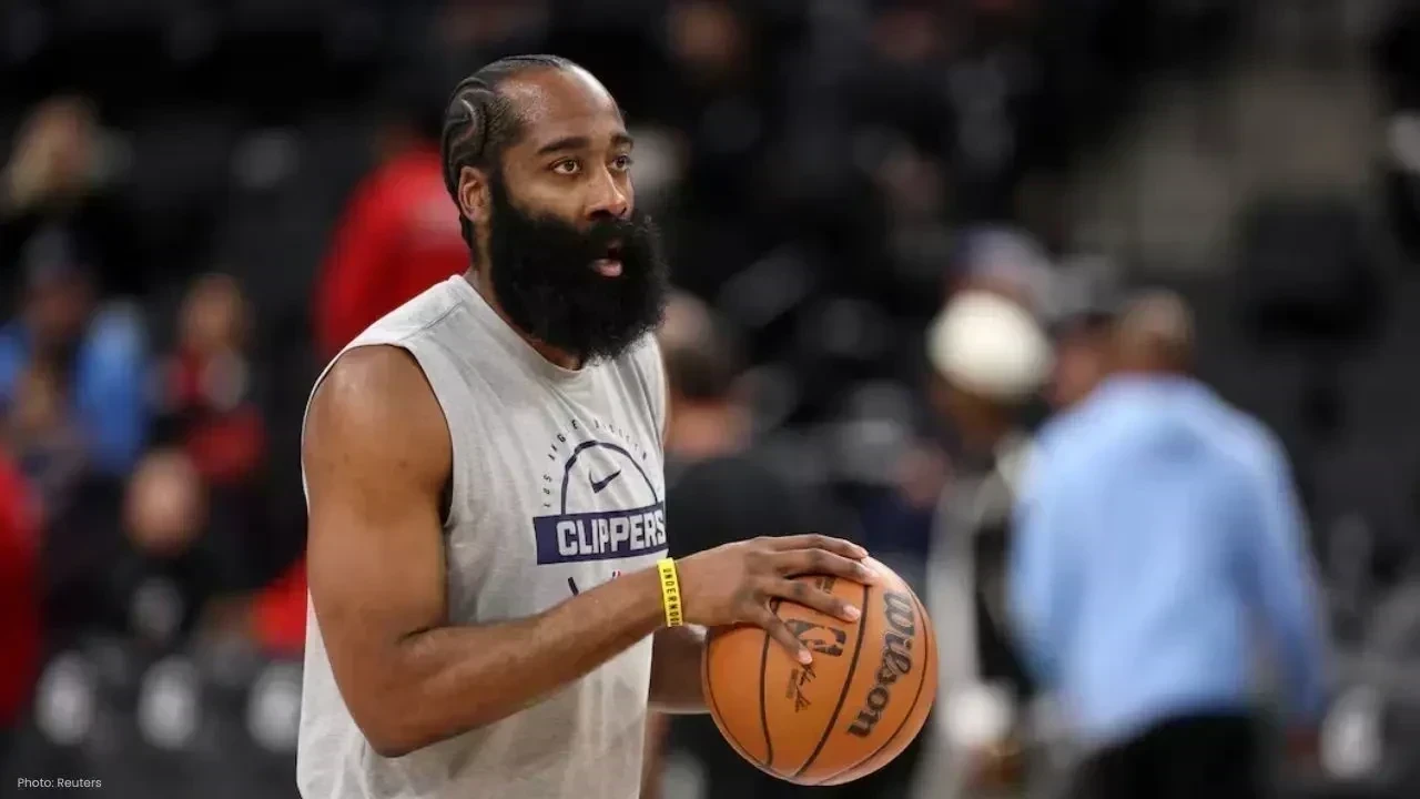 Kawhi Leonard Shines with 45 Points as Clippers Win 6th Consecutive Game