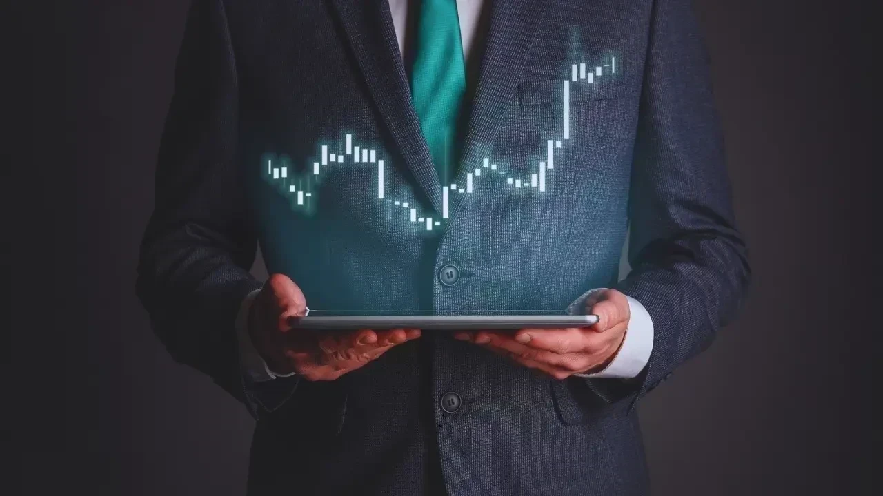 Weekly Stock Insights: Best Picks for January 5, 2026