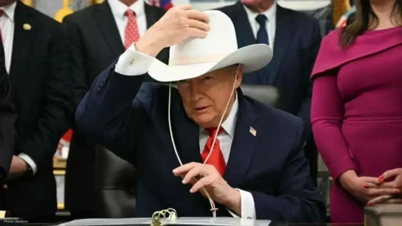 Trump Endorses Bill Targeting Countries Purchasing Russian Oil