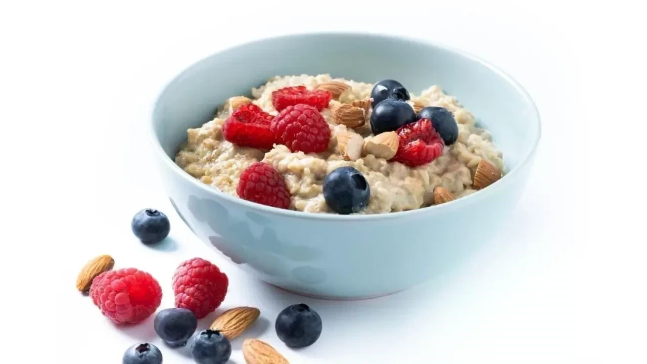 Easy Ways to Consume Oats for a Healthy and Balanced Diet