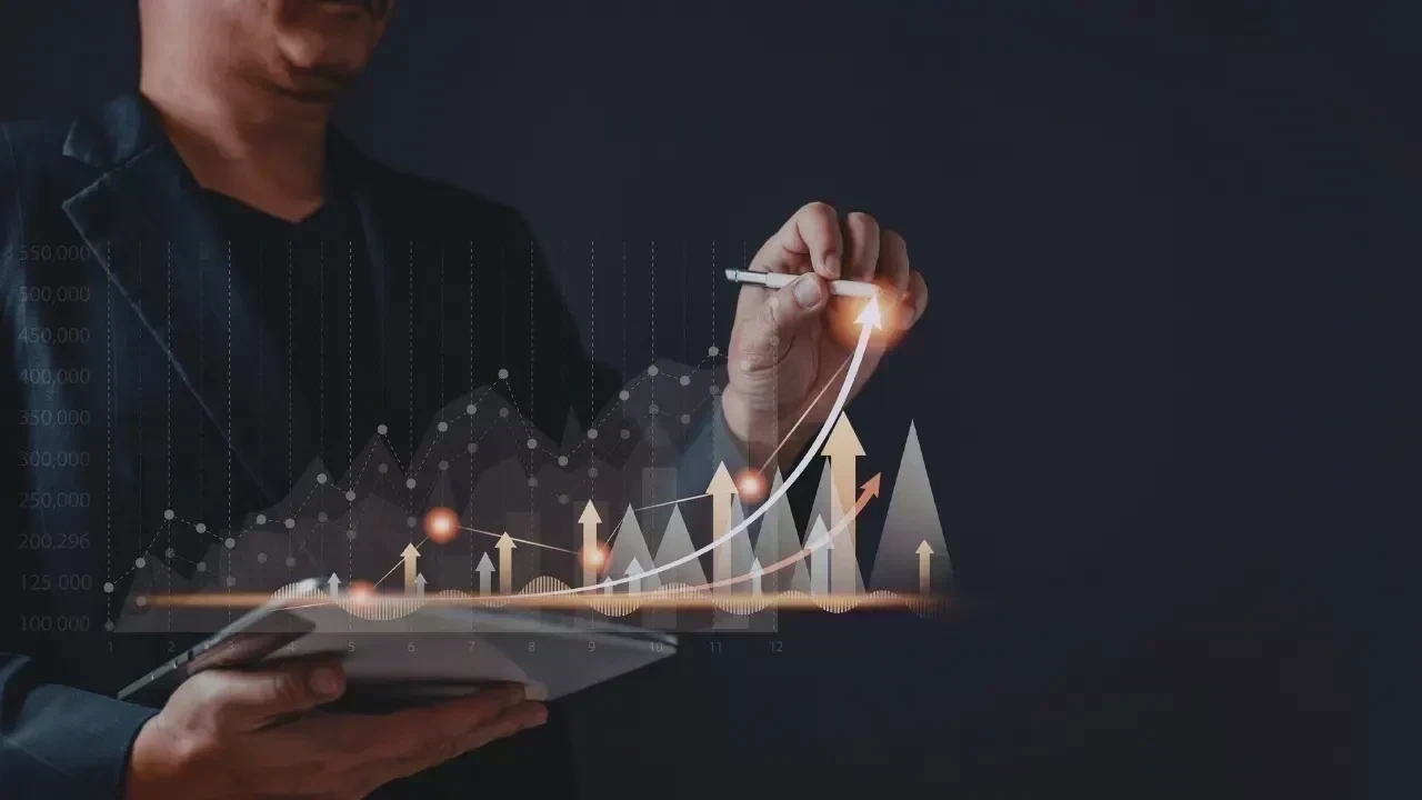 Exploring Economic Shifts Through Search Trends: Insights from Across the Globe