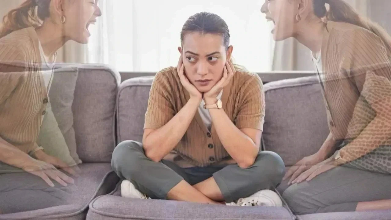 5 Simple Ways to Distract Yourself From Negativity