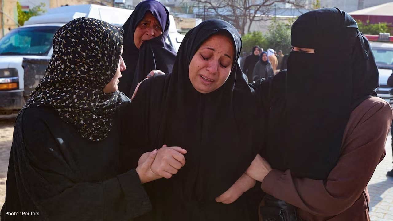 Israel Strikes Gaza Following Hamas Ceasefire Violations, 11 Palestinians Dead