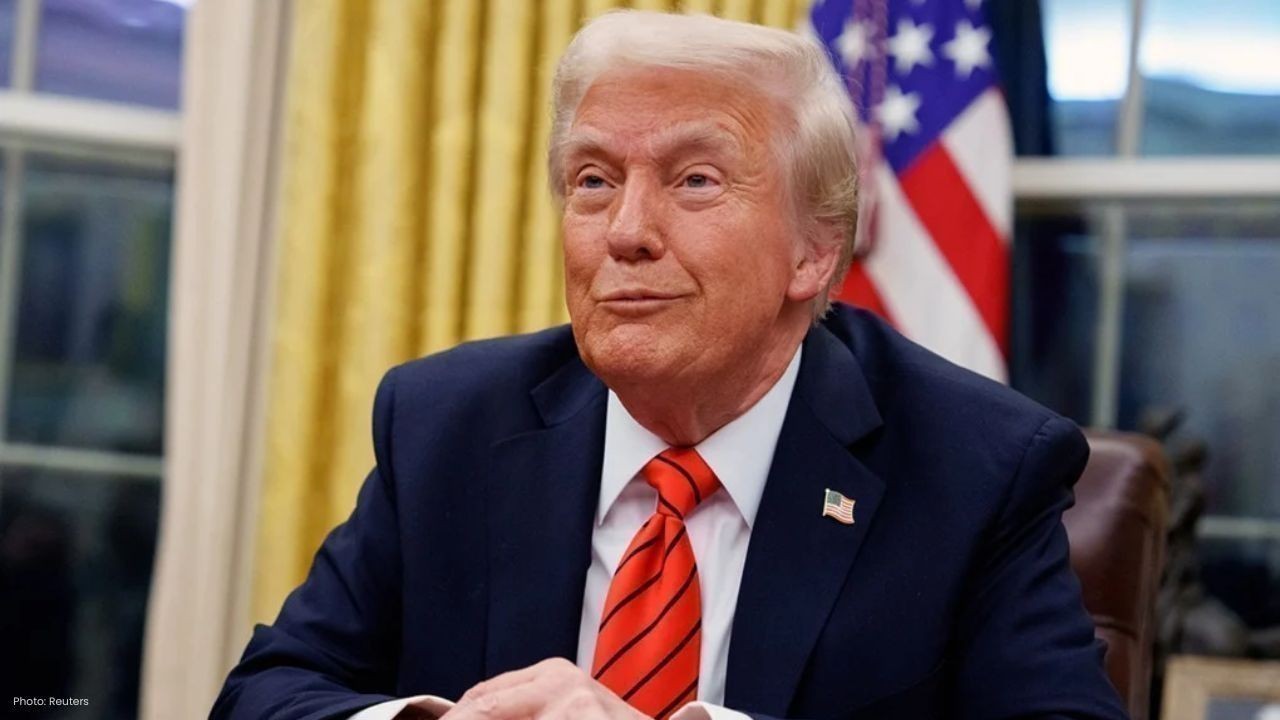 Trump Warns Iran Ahead of Nuclear Talks, Urges Deal