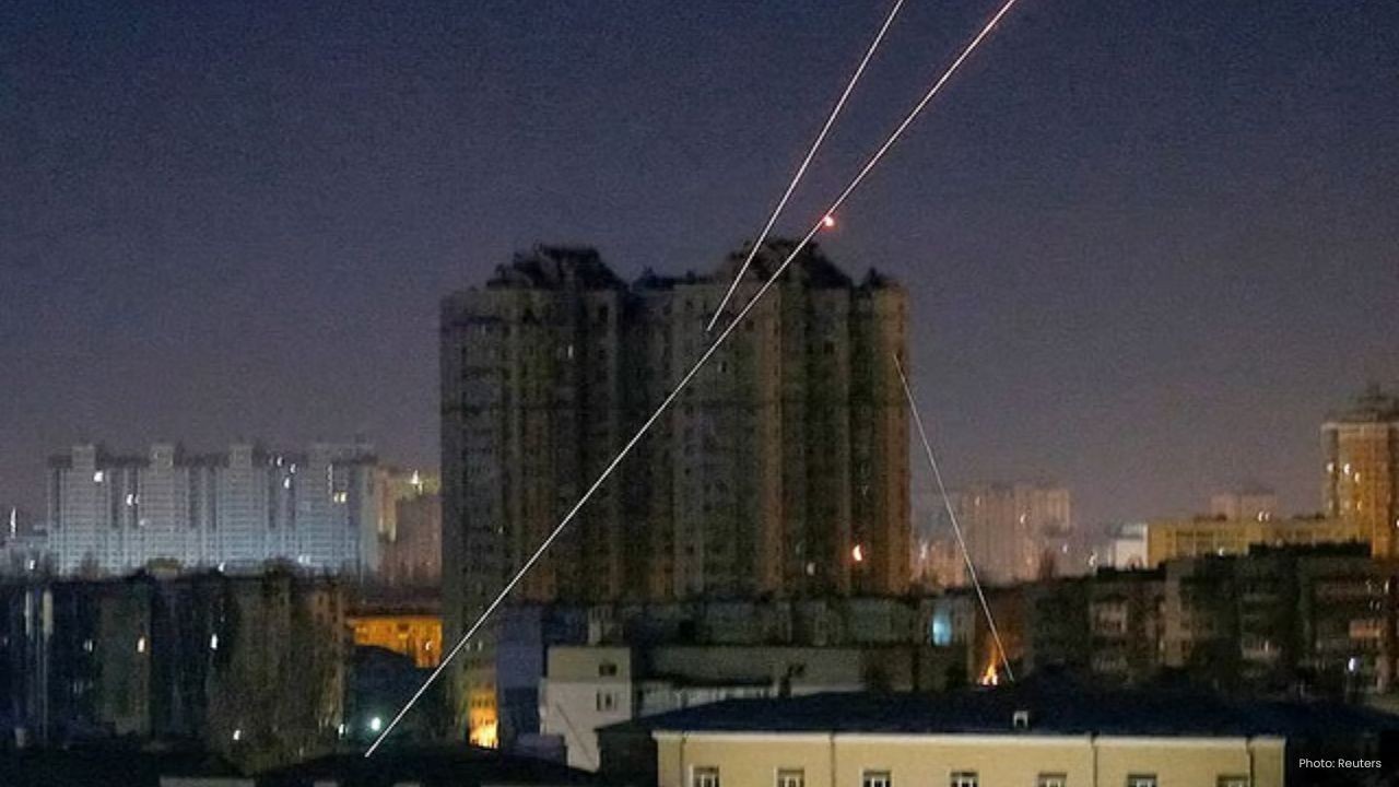 Russia-Ukraine Geneva Talks Begin Amid Missile Strikes