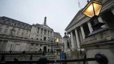 BoE Holds Rates at 3.75% as Iran War Fuels Inflation