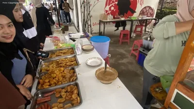 Malaysians Opt for Delivery Over Dining Out Due to Rising Costs