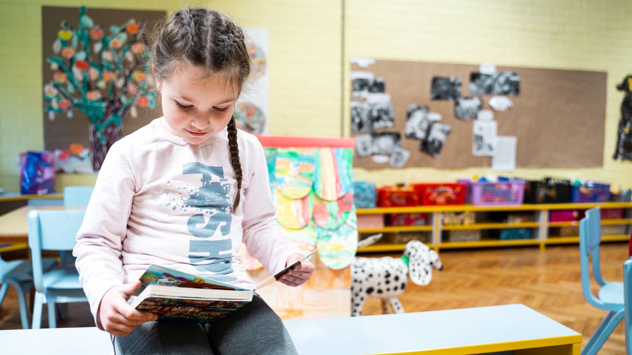 Kids Should Learn Two Languages Early