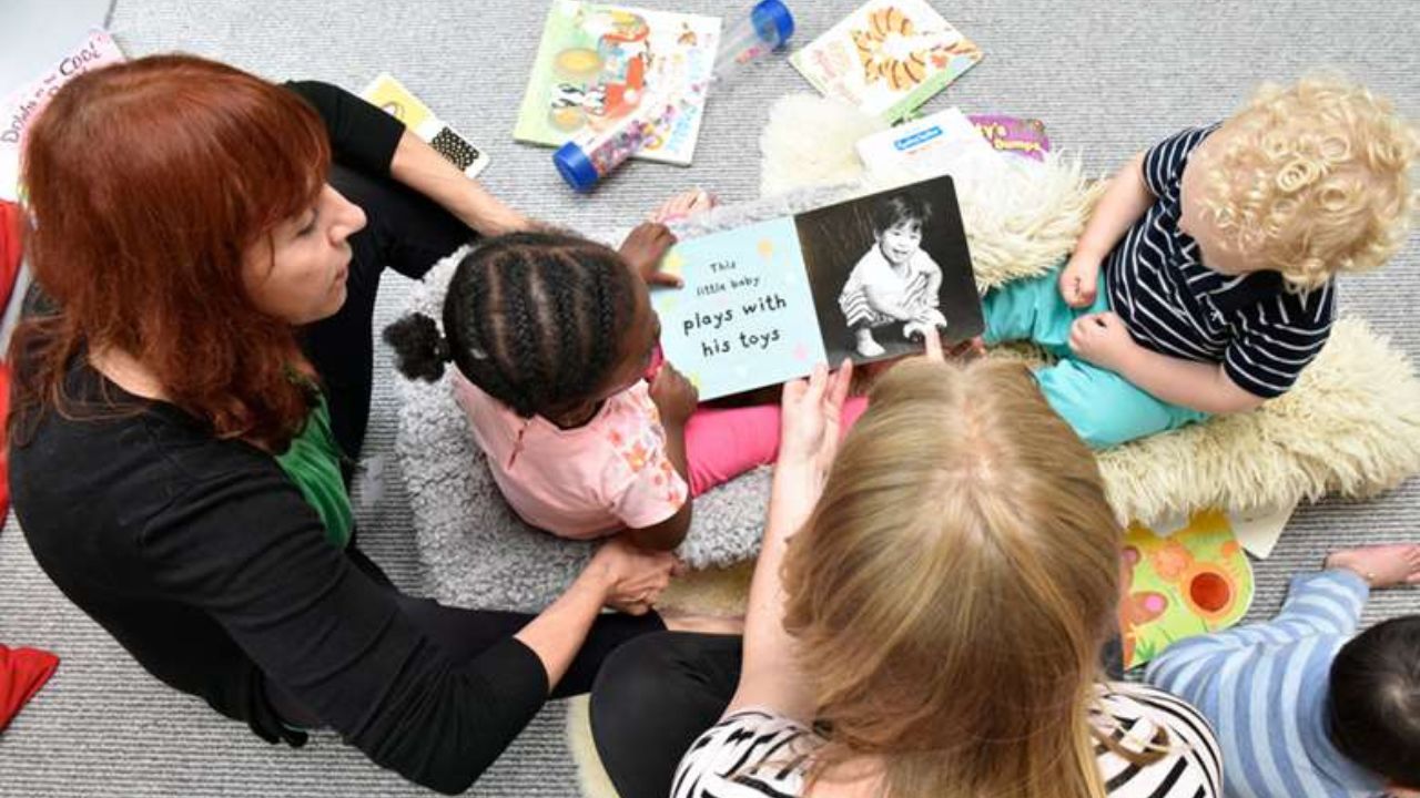 Kids Should Learn Two Languages Early